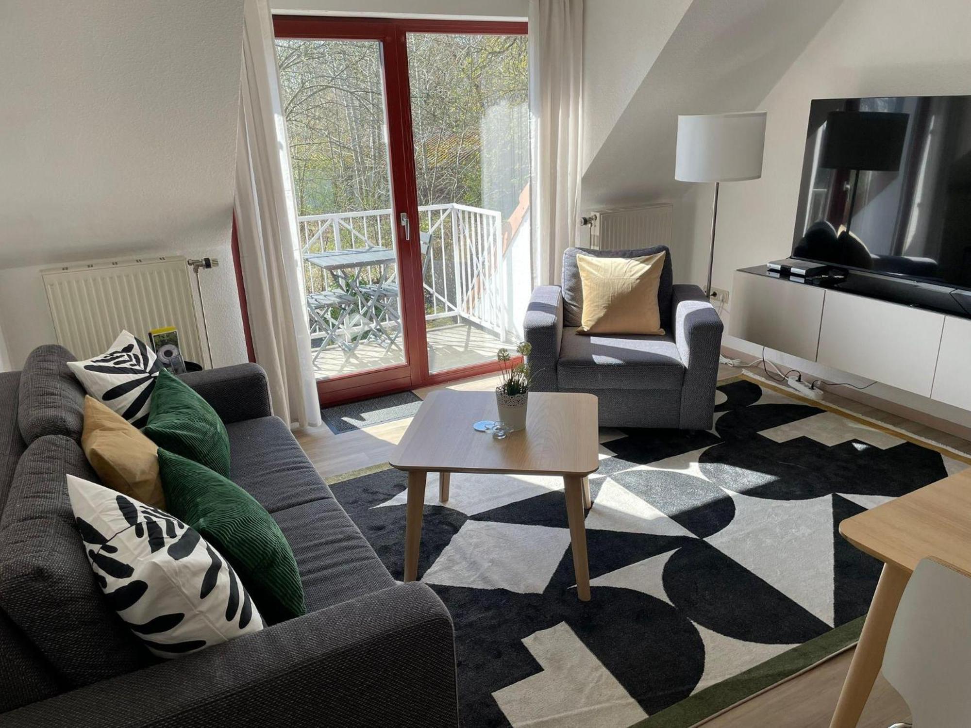 Ferienwohnung-Nils-Holgerson-Mit-Balkon-Zwischen-Strand-Wald-Wiese-Im-Suedosten-Der-Insel-Ruegen Gustow  Exterior photo
